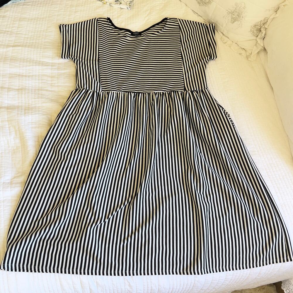 Roolee Mom Black and White Striped Dress Women's Size XXL Maternity Style